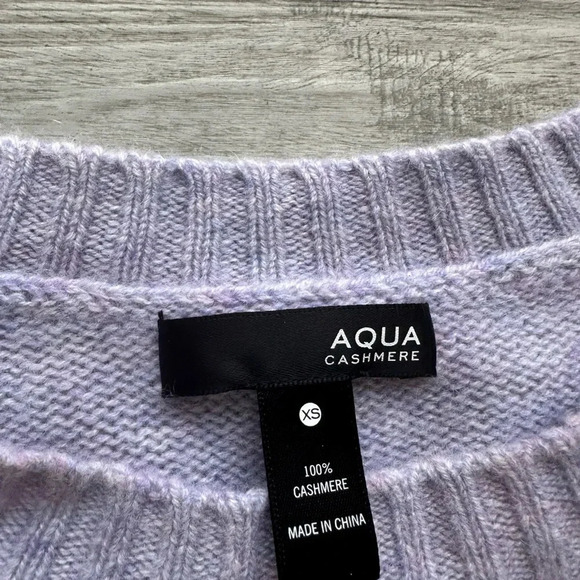 Aqua 100% Cashmere sweater beautiful lilac super soft Sz Xs - Picture 3 of 5
